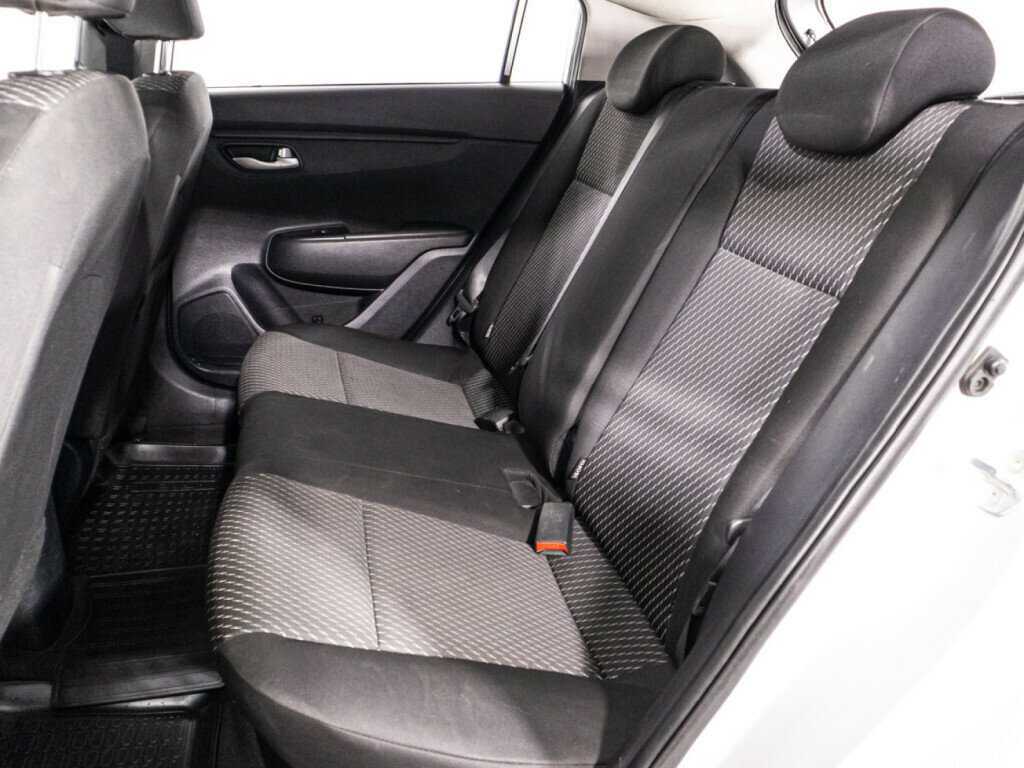 Kia Rio 2019 года с пробегом. Фото: #9