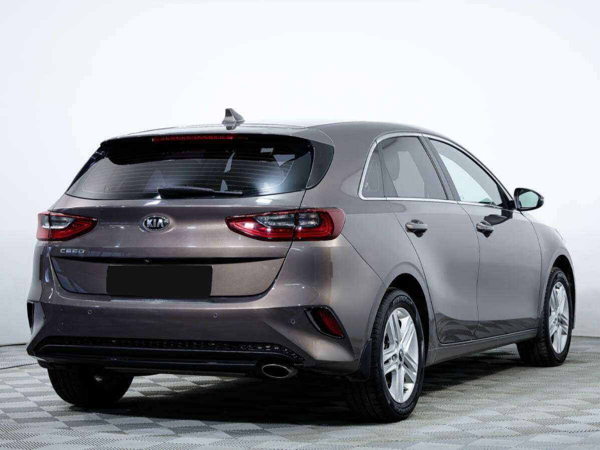 Kia Ceed 2020 года с пробегом. Фото: #3