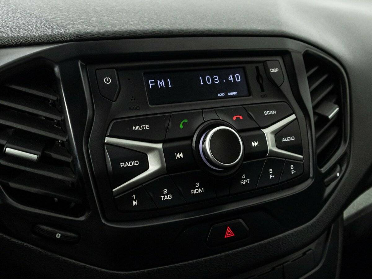 Lada (ВАЗ) Vesta 2019 года с пробегом. Фото: #15