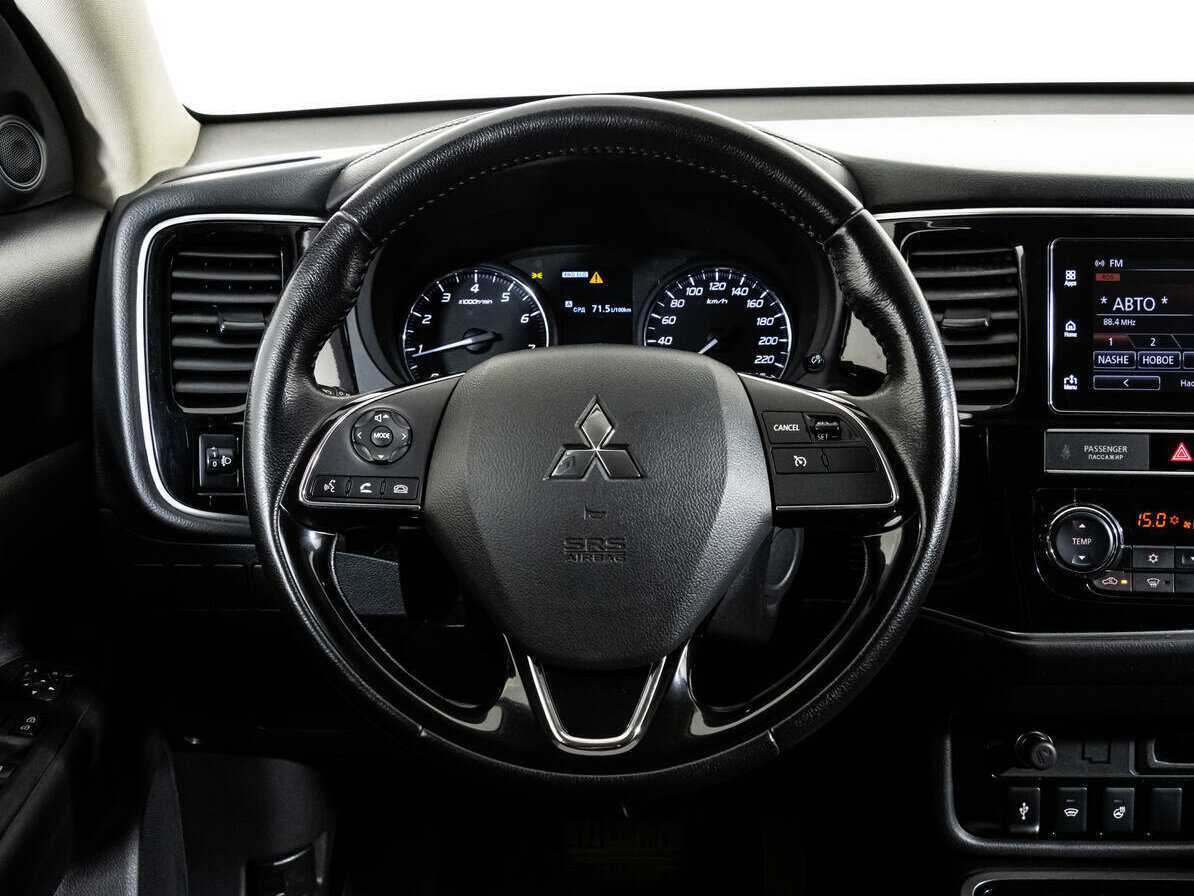 Mitsubishi Outlander 2019 года с пробегом. Фото: #9