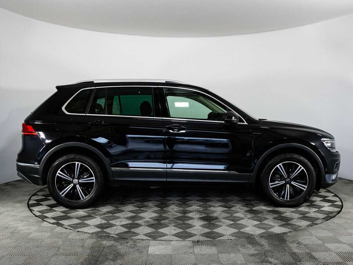 Volkswagen Tiguan 2018 года с пробегом. Фото: #3