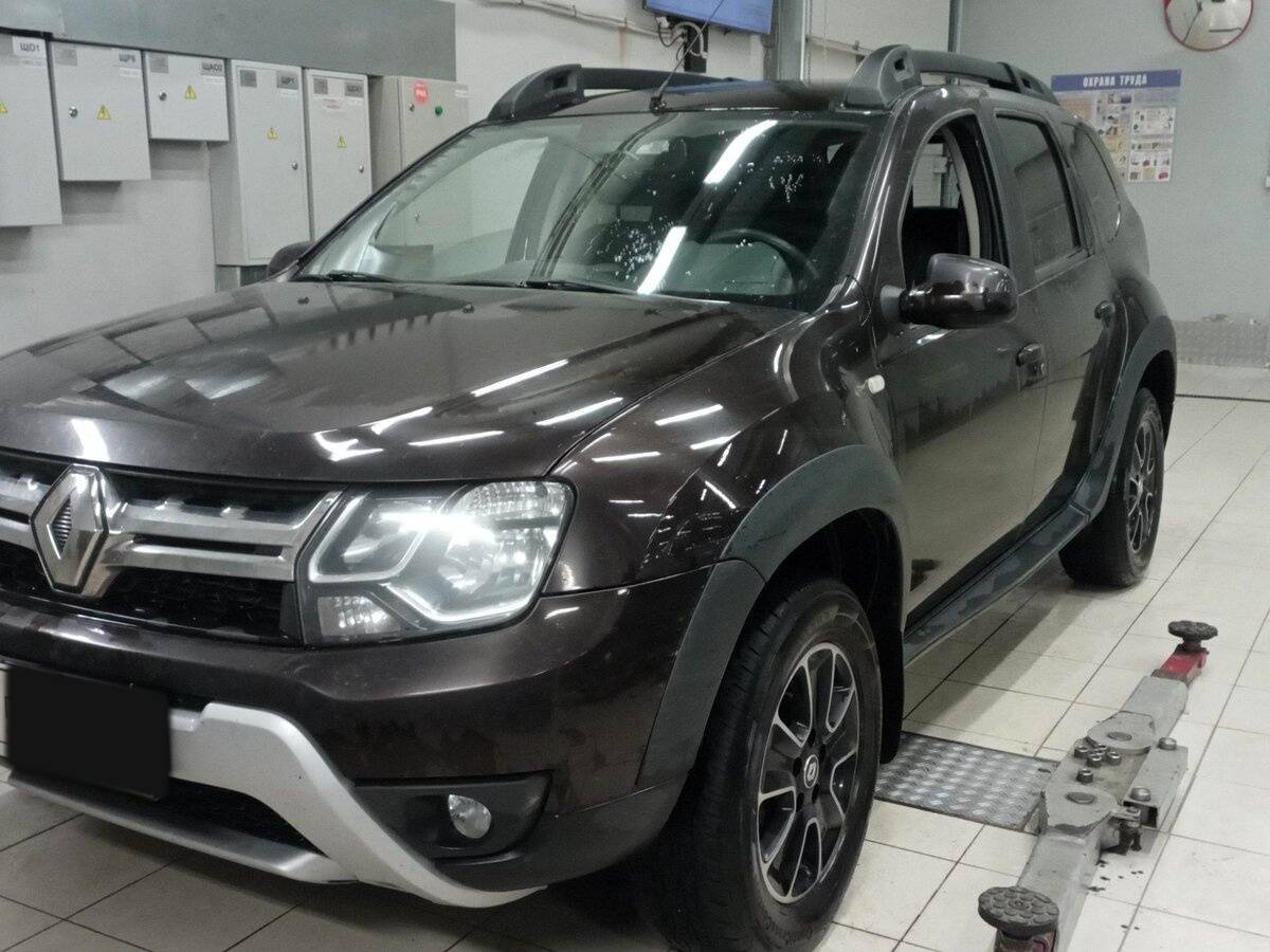 Renault Duster 2020 года с пробегом. Посмотреть фото