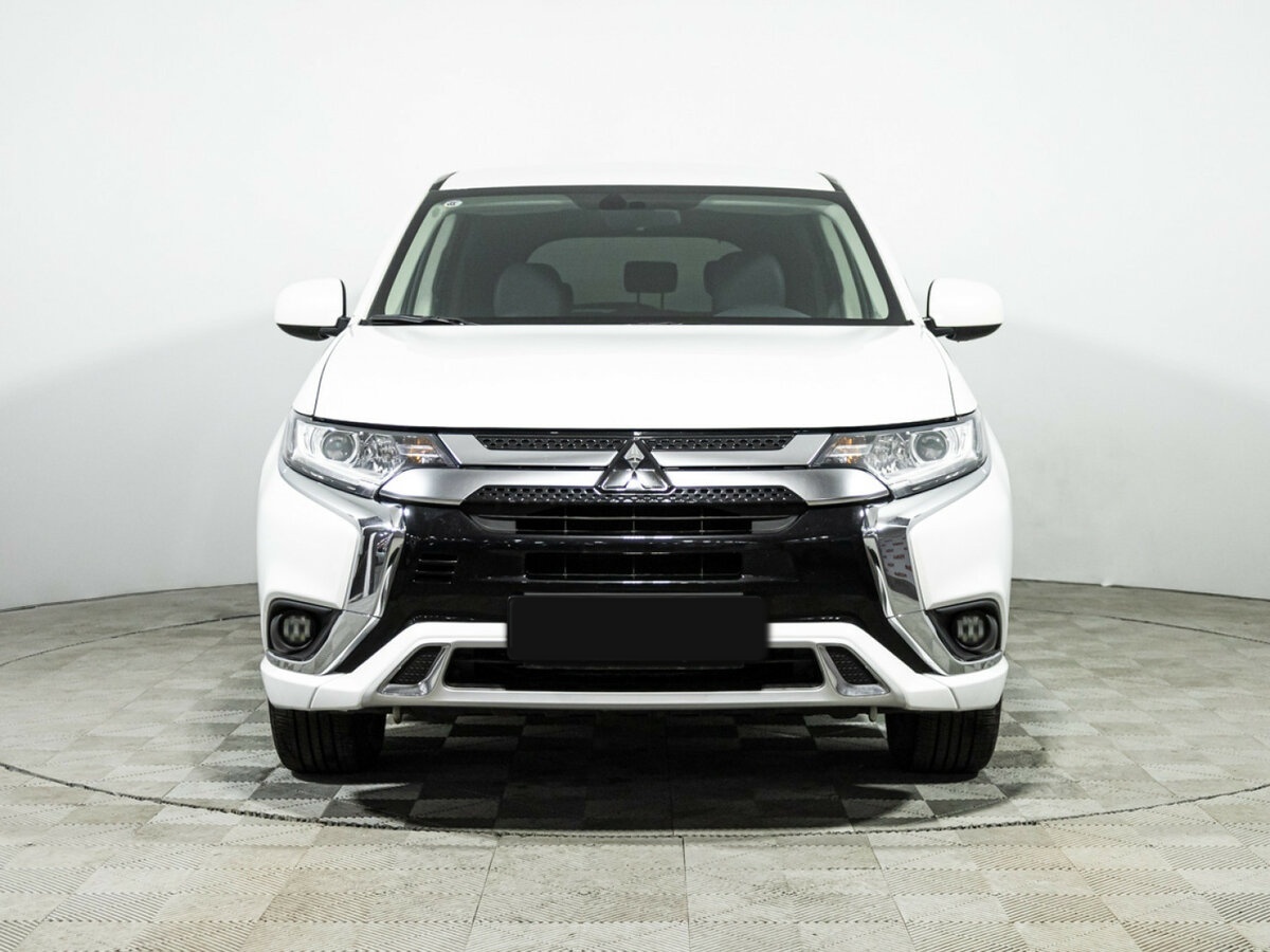 Mitsubishi Outlander 2022 года с пробегом. Фото: #1