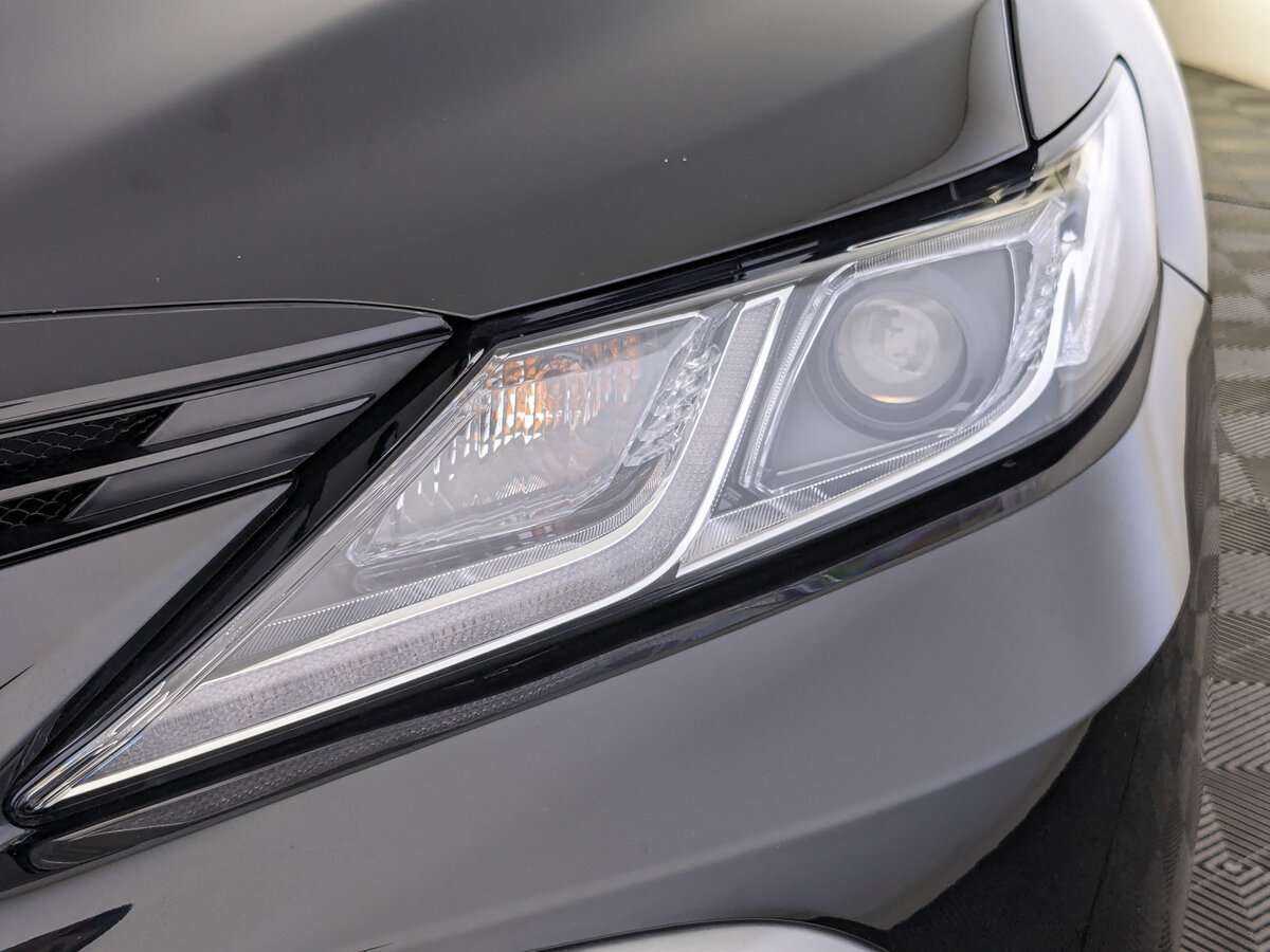 Toyota Camry 2021 года с пробегом. Фото: #10