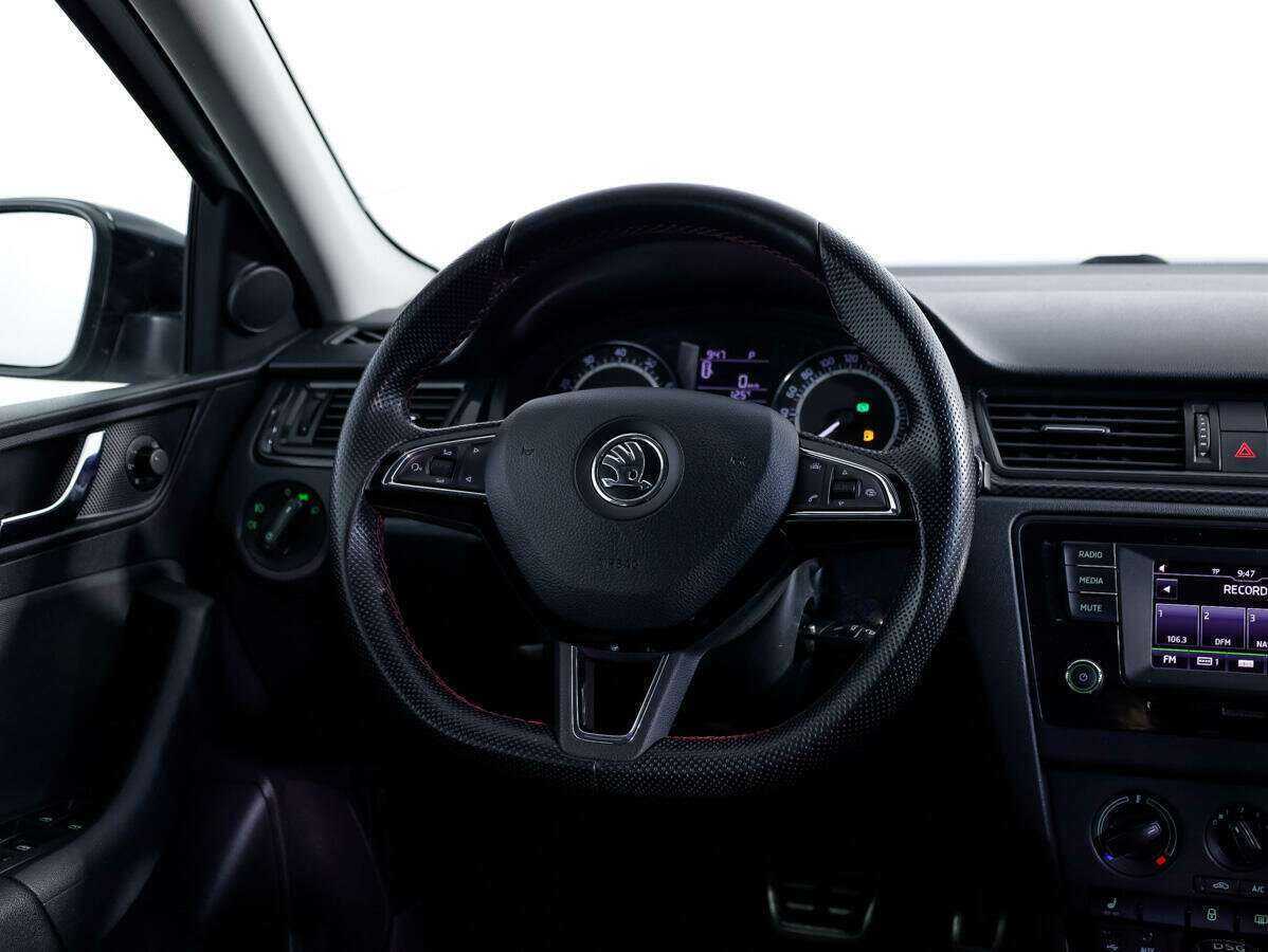 Skoda Rapid 2015 года с пробегом. Фото: #10