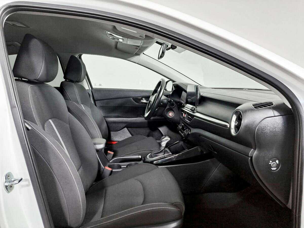 Kia Cerato 2021 года с пробегом. Фото: #5