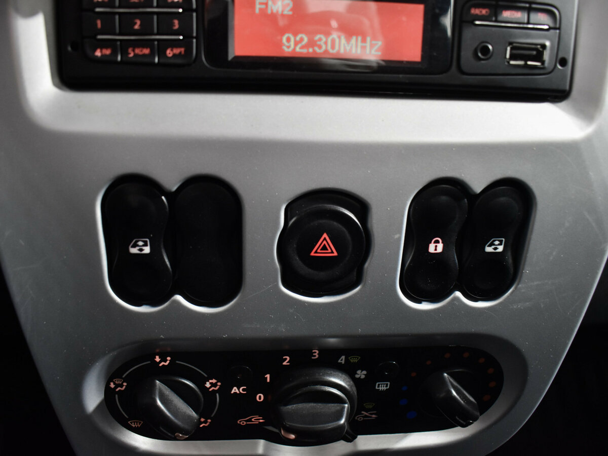 Renault Sandero 2014 года с пробегом. Фото: #13