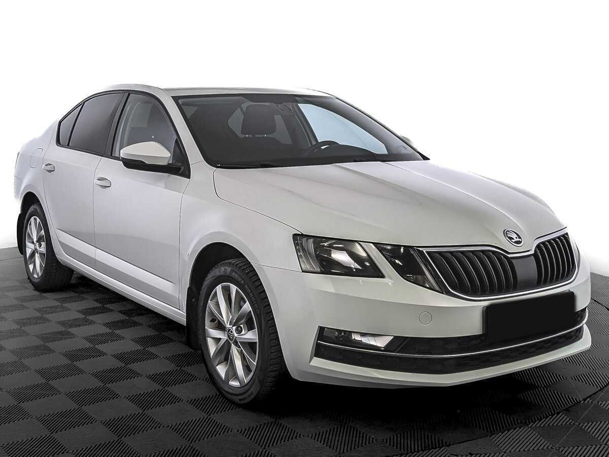 Skoda Octavia 2019 года с пробегом. Фото: #2