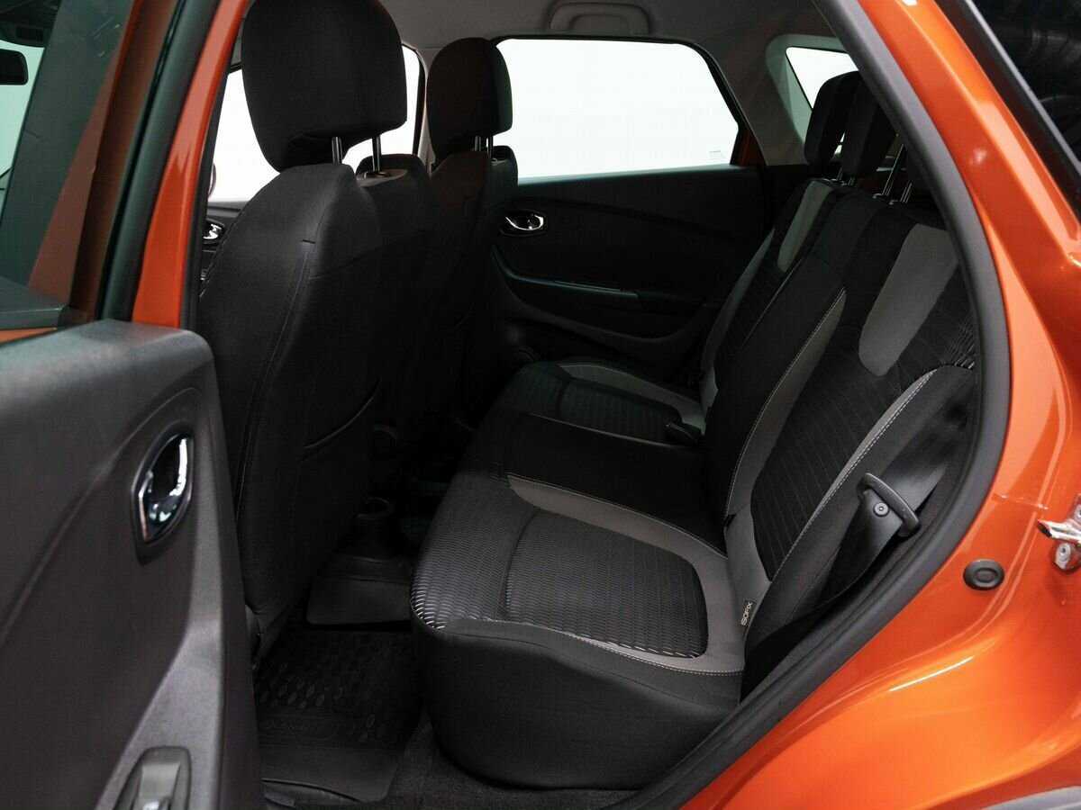 Renault Kaptur 2017 года с пробегом. Фото: #8