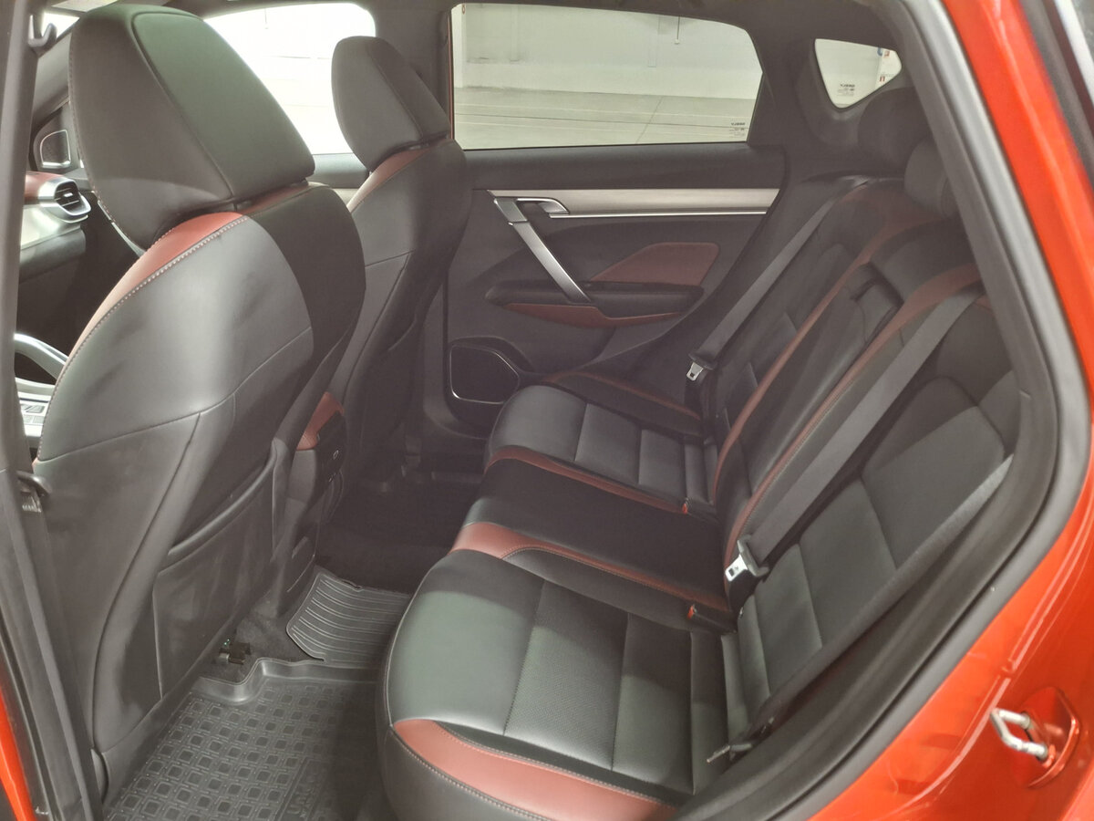 Geely Coolray 2020 года с пробегом. Фото: #11