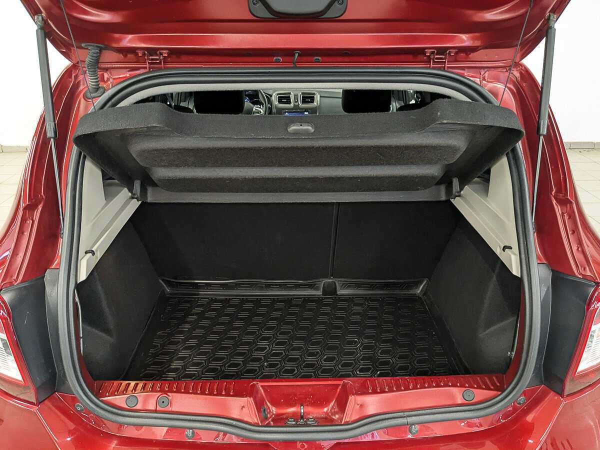 Renault Sandero 2019 года с пробегом. Фото: #9