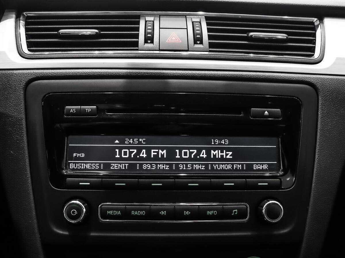 Skoda Rapid 2014 года с пробегом. Фото: #11