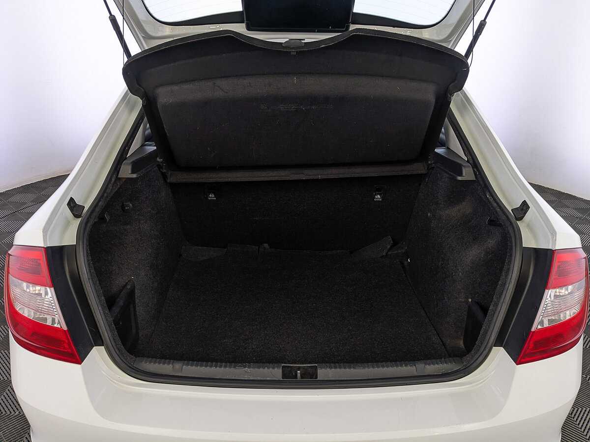 Skoda Rapid 2017 года с пробегом. Фото: #9