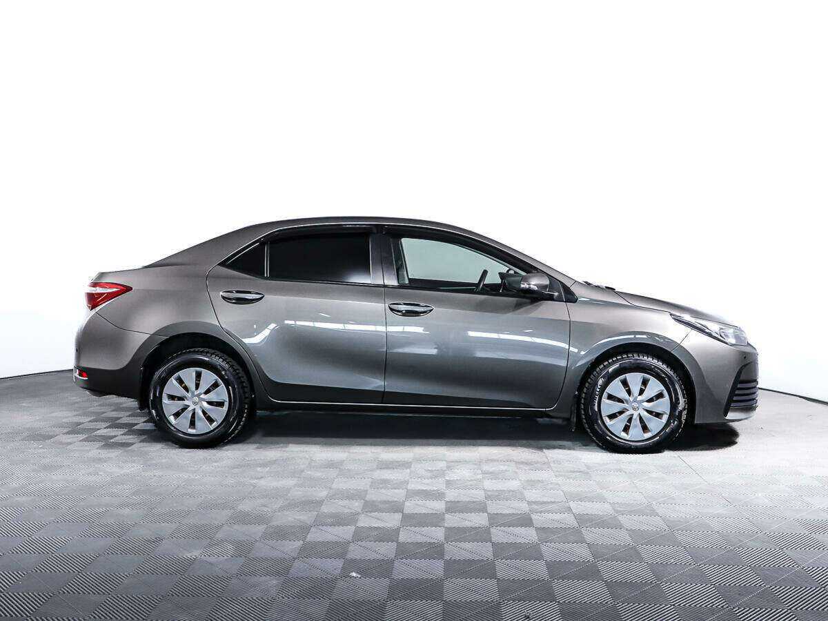 Toyota Corolla 2016 года с пробегом. Фото: #3