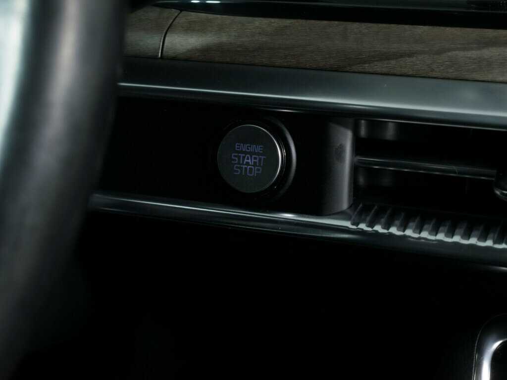 Kia K5 2020 года с пробегом. Фото: #10