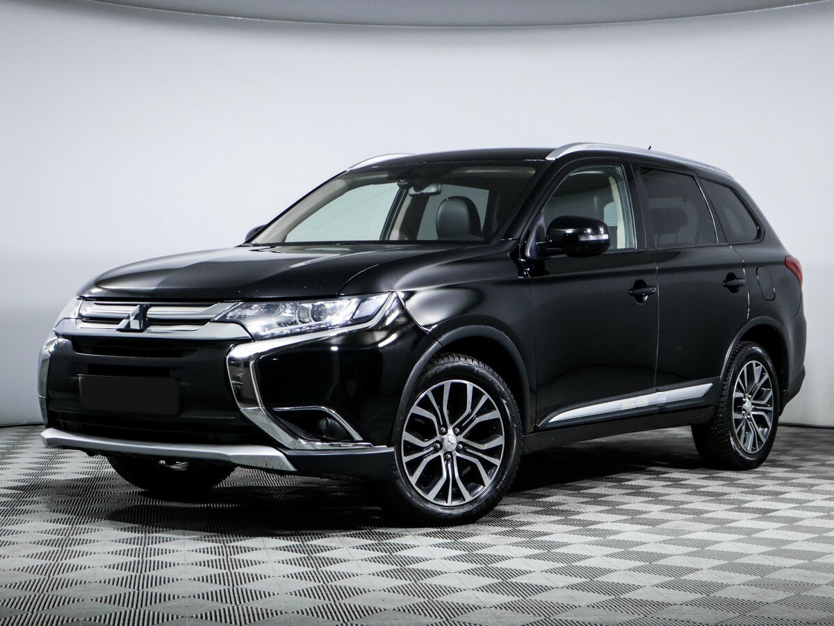Mitsubishi Outlander 2015 года с пробегом. Посмотреть фото