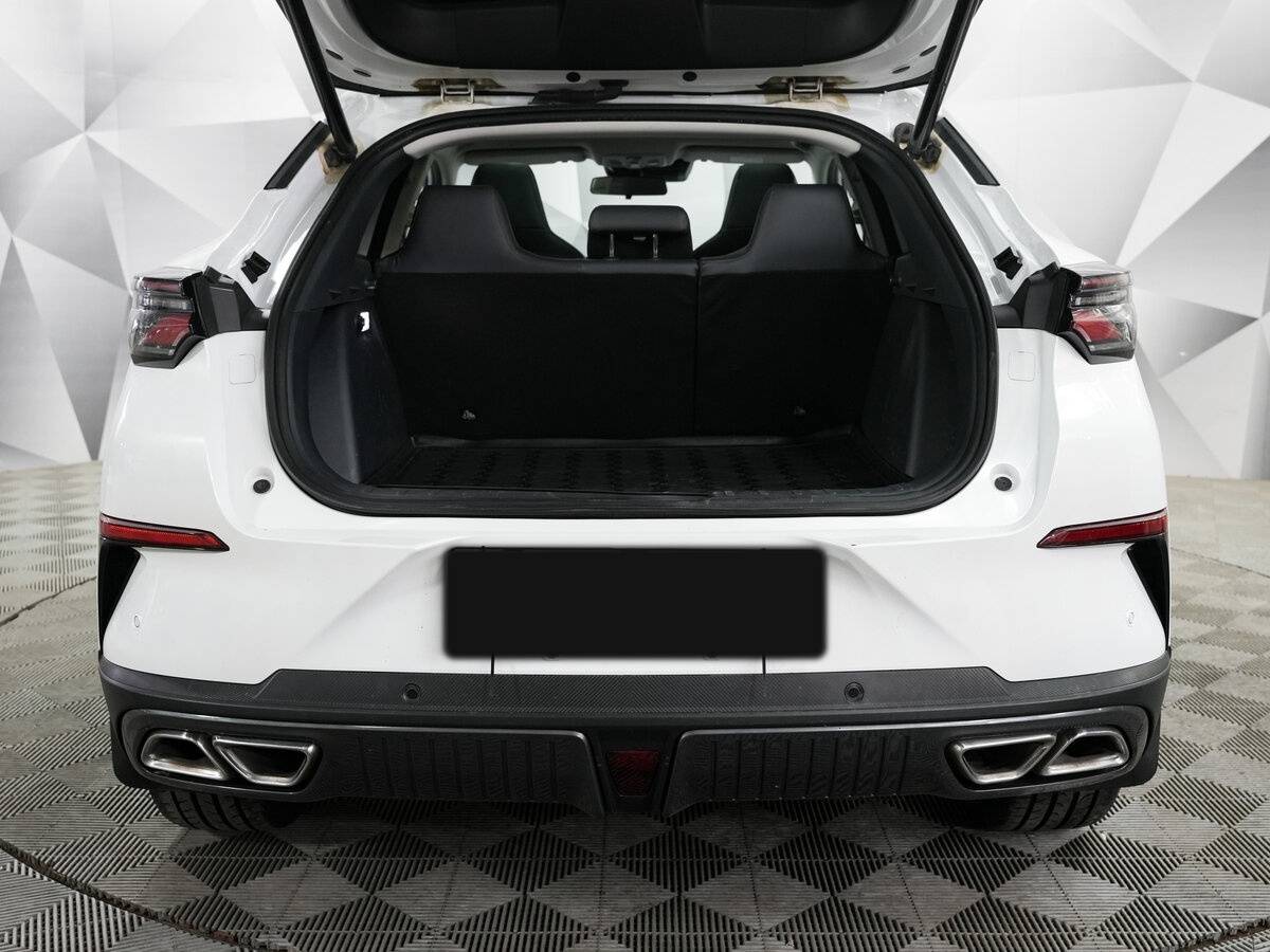 Changan UNI-T 2024 года с пробегом. Фото: #23