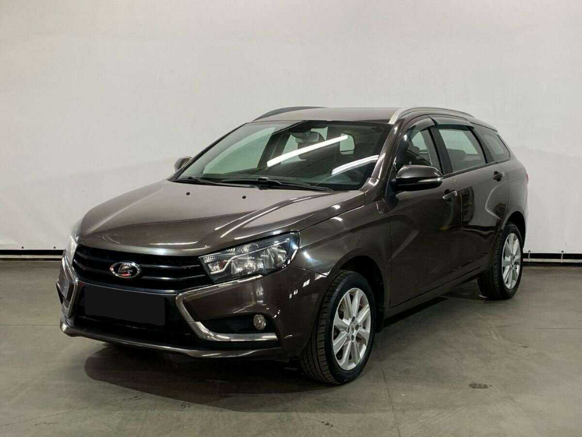Lada (ВАЗ) Vesta 2019 года с пробегом. Посмотреть фото