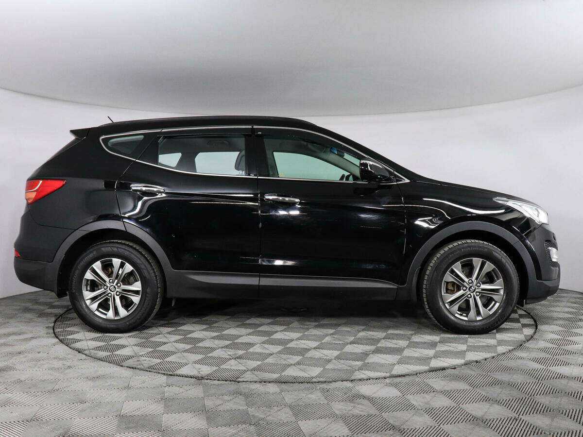 Hyundai Santa Fe 2012 года с пробегом. Фото: #3