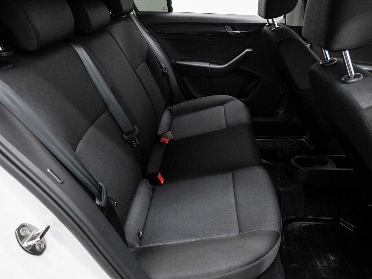 Skoda Rapid 2019 года с пробегом. Фото: #9