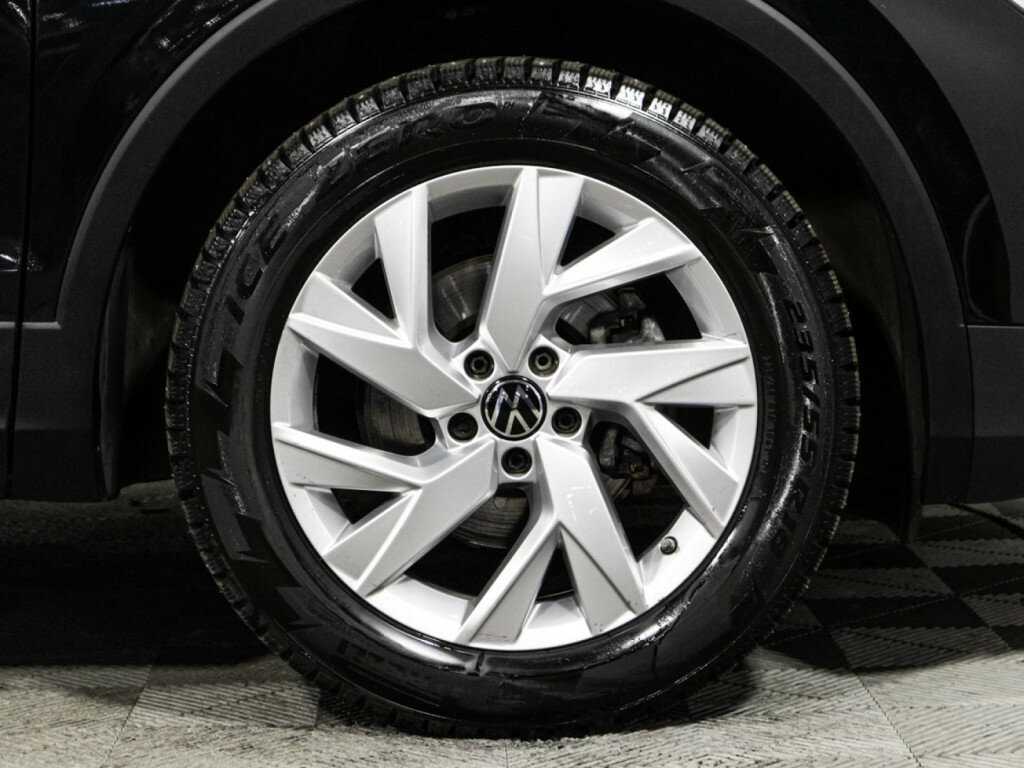 Volkswagen Tiguan 2021 года с пробегом. Фото: #22