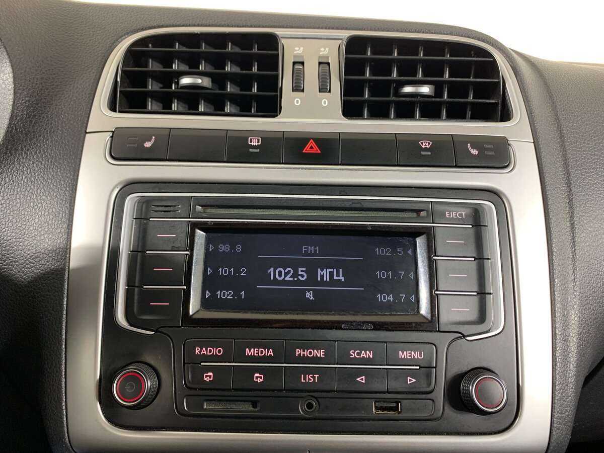 Volkswagen Polo 2015 года с пробегом. Фото: #12