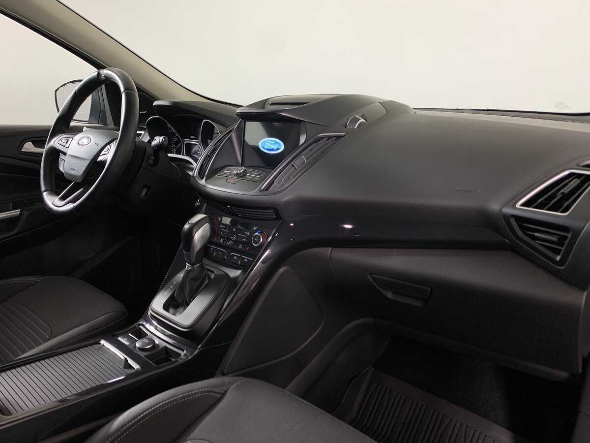 Ford Kuga 2017 года с пробегом. Фото: #13