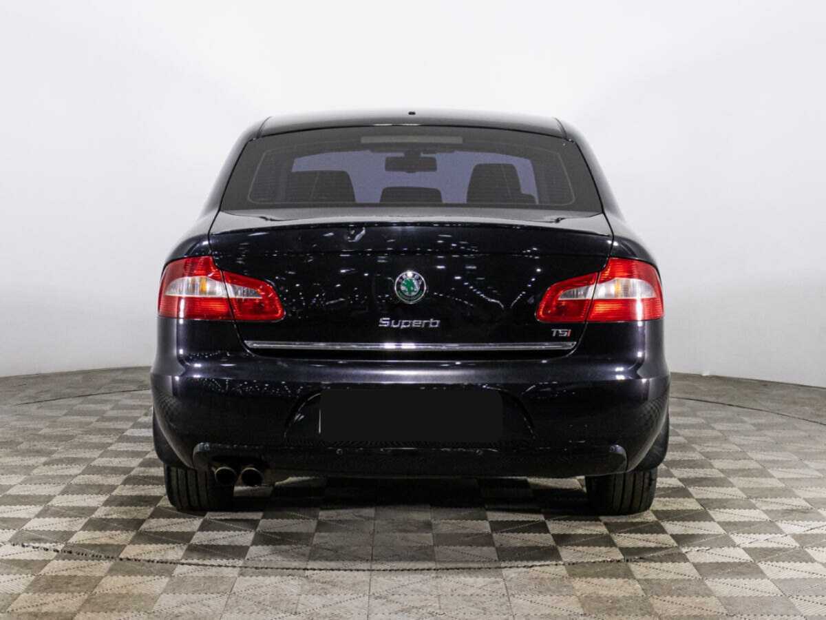 Skoda Superb 2012 года с пробегом. Фото: #5