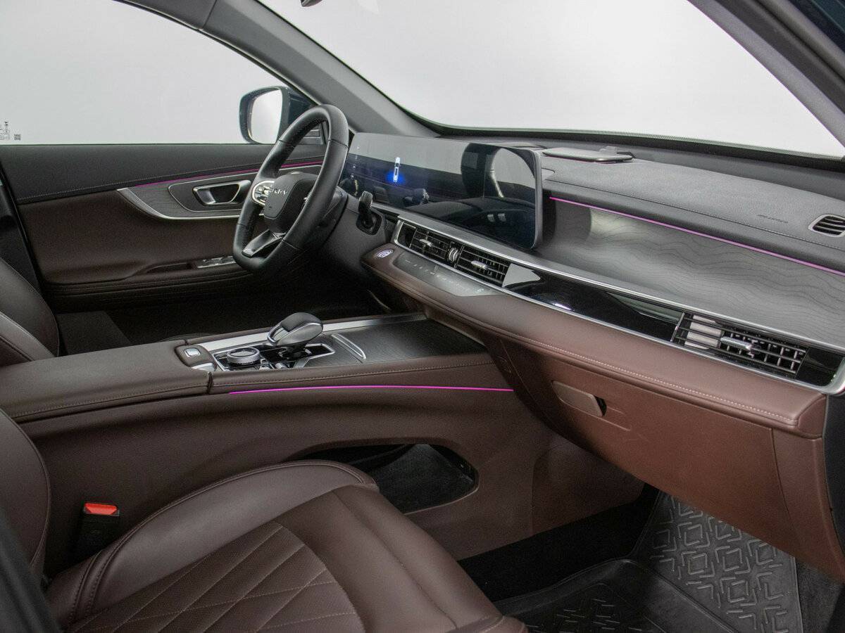 Chery Tiggo 8 Pro Max 2023 года с пробегом. Фото: #8