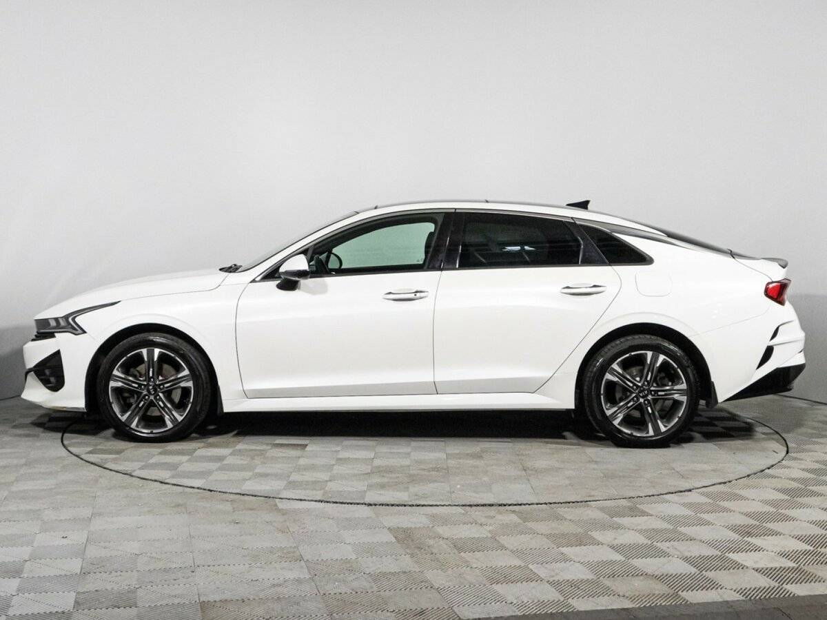 Kia K5 2021 года с пробегом. Фото: #7