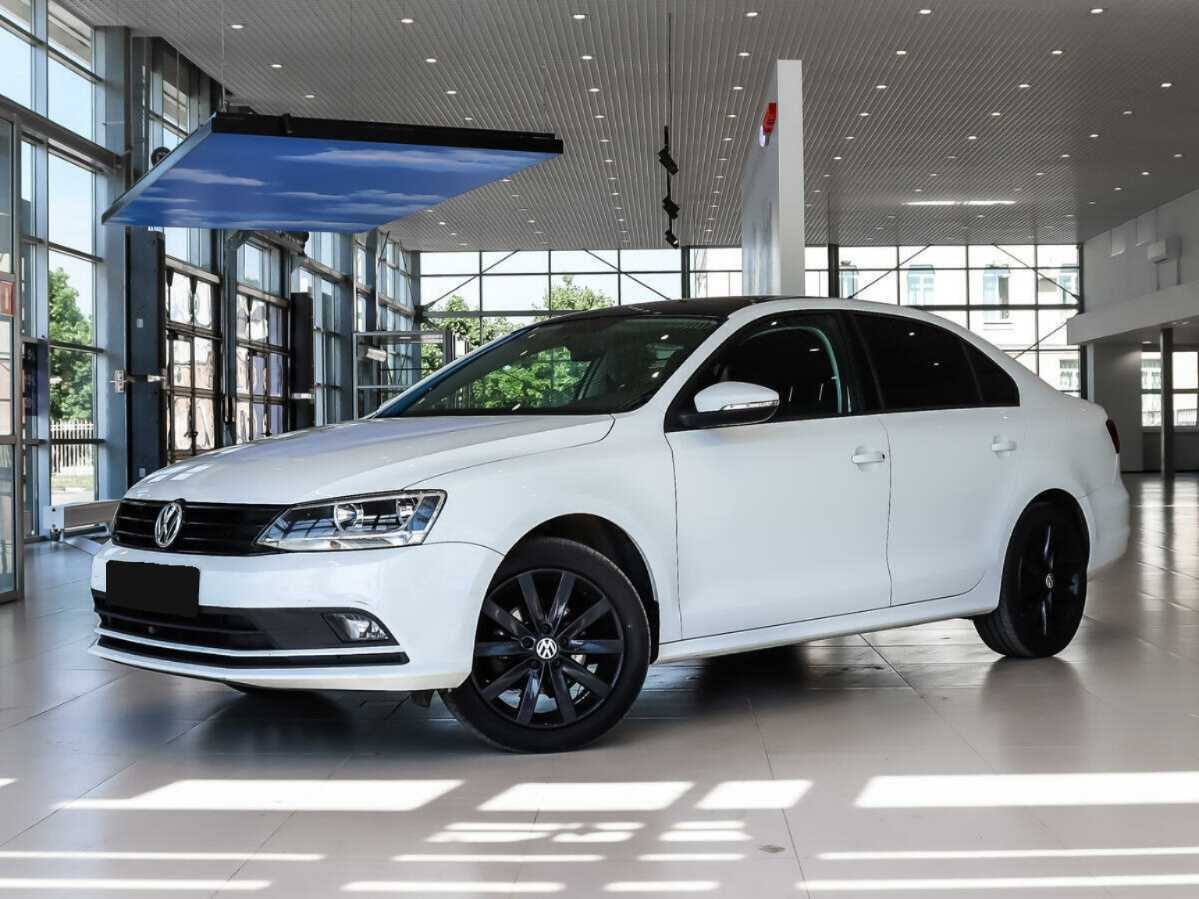 Volkswagen Jetta 2017 года с пробегом. Посмотреть фото