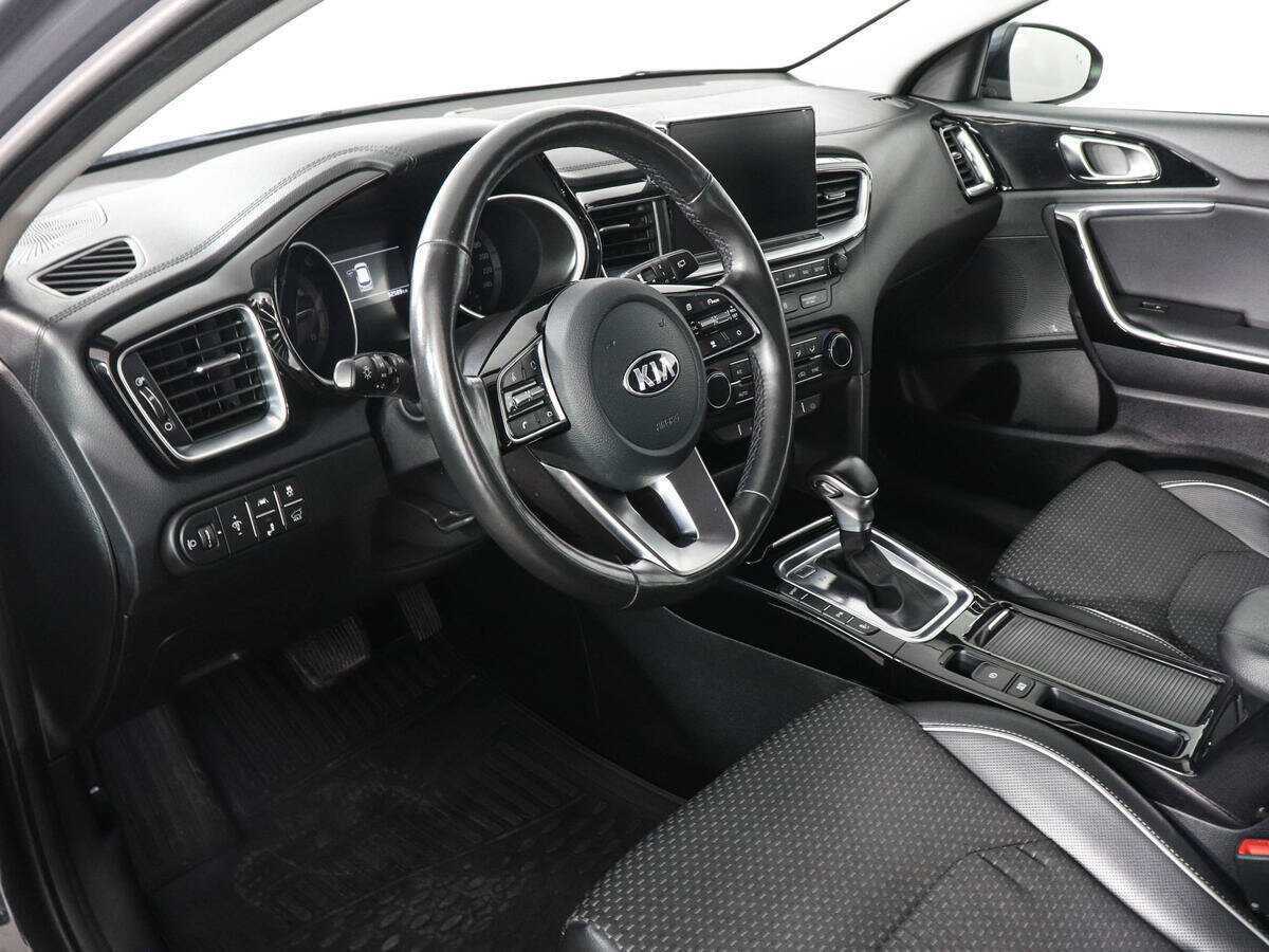 Kia Ceed 2018 года с пробегом. Фото: #8