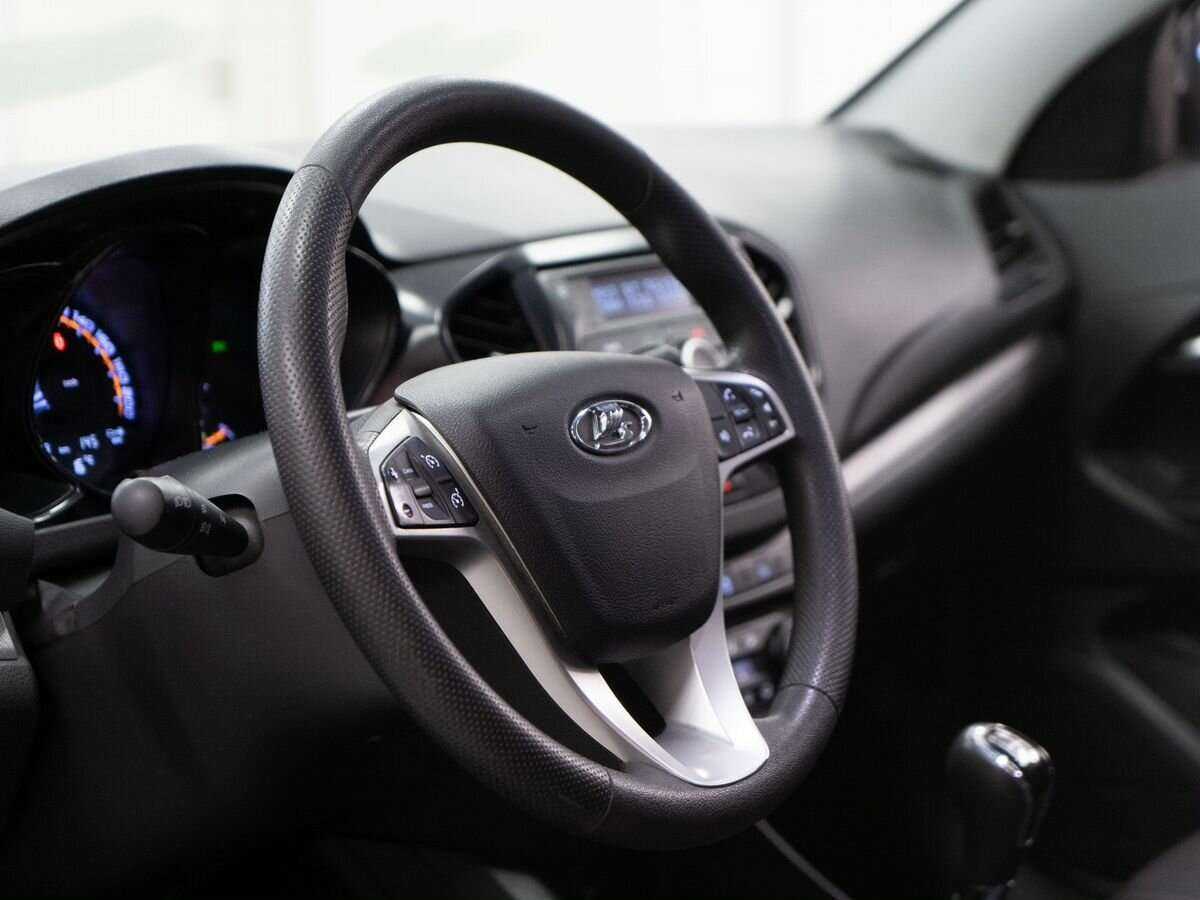 Lada (ВАЗ) Vesta 2019 года с пробегом. Фото: #4