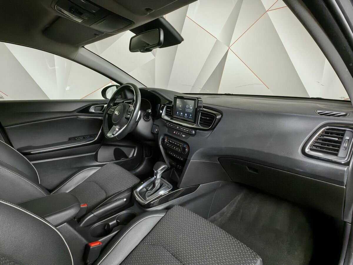 Kia Ceed 2019 года с пробегом. Фото: #8