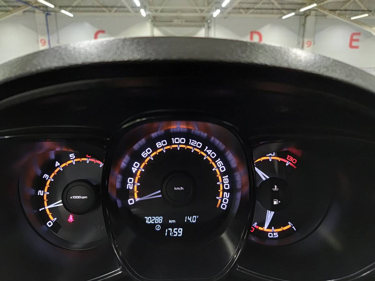 Lada (ВАЗ) Vesta 2020 года с пробегом. Фото: #12