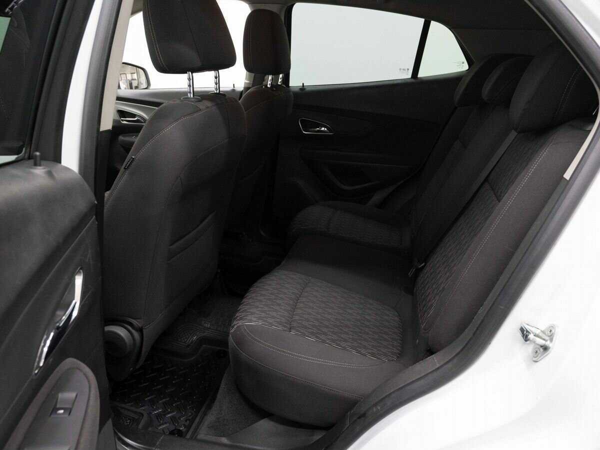 Opel Mokka 2013 года с пробегом. Фото: #9