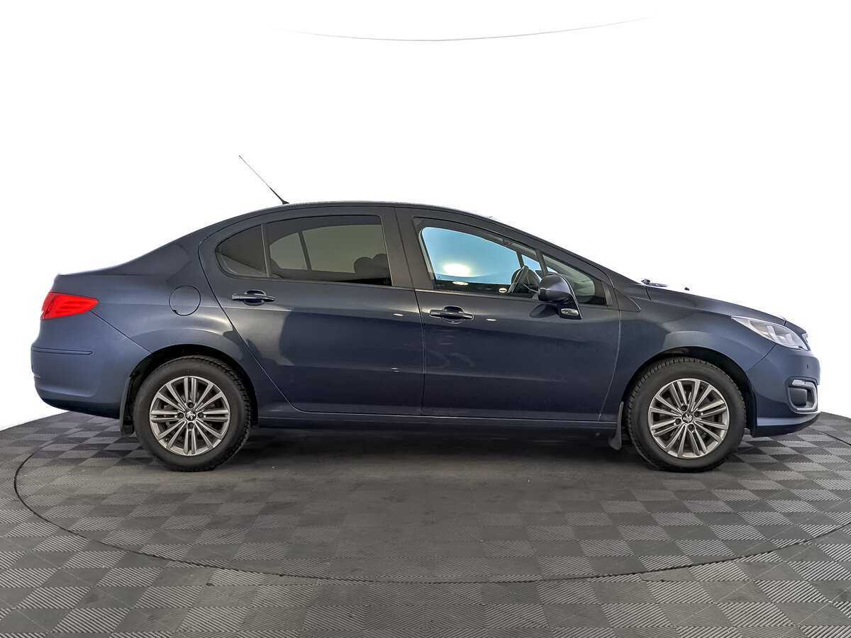 Peugeot 408 2020 года с пробегом. Фото: #3