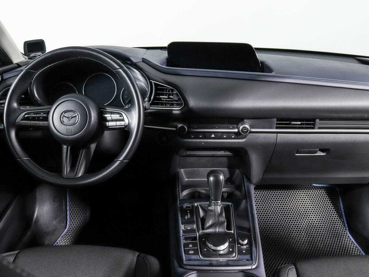 Mazda CX-30 2020 года с пробегом. Фото: #9