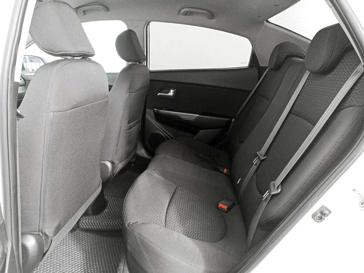 Kia Rio 2015 года с пробегом. Фото: #9