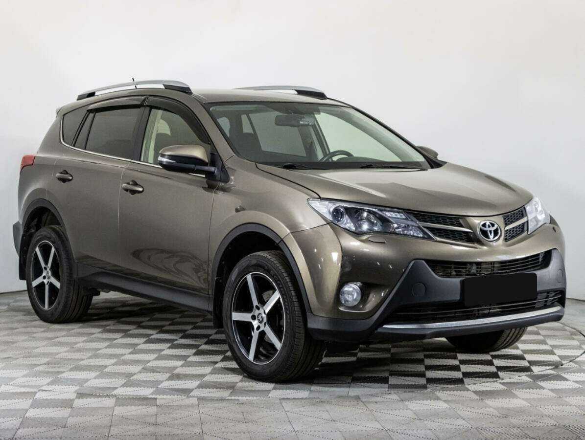 Toyota RAV4 2014 года с пробегом. Фото: #2