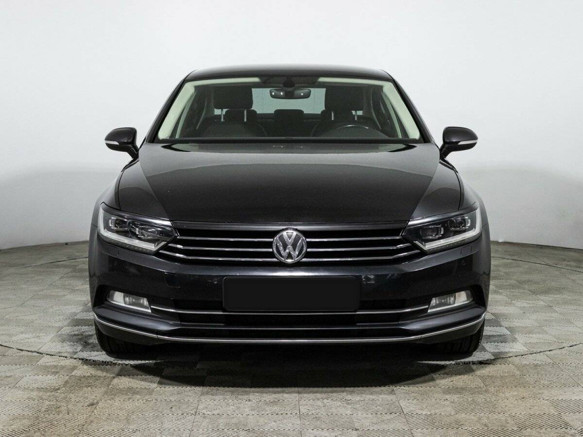 Volkswagen Passat 2016 года с пробегом. Фото: #1