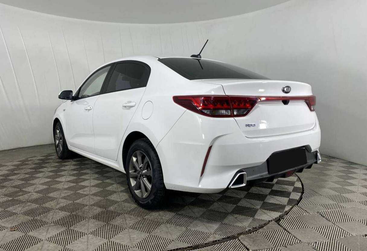 Kia Rio 2021 года с пробегом. Фото: #6