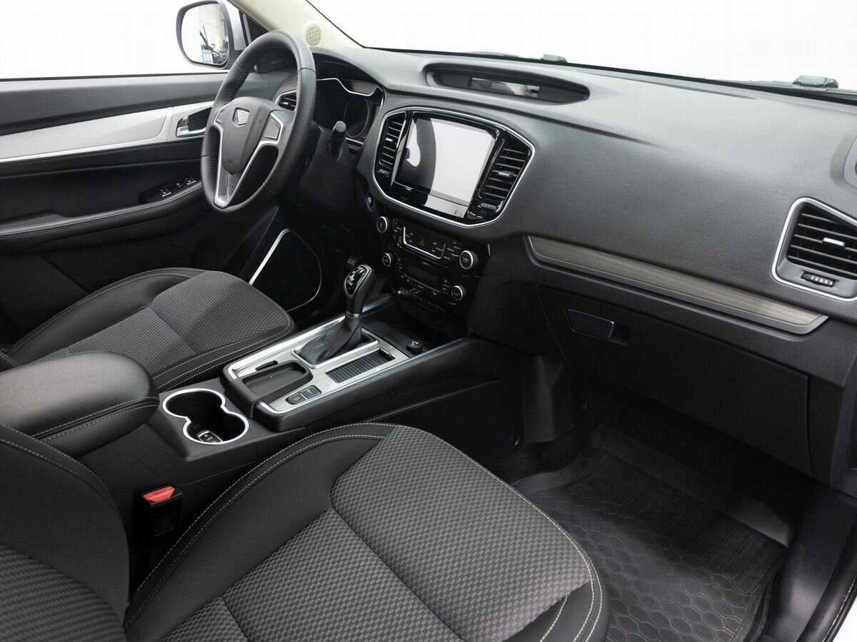 Geely Emgrand X7 2020 года с пробегом. Фото: #12