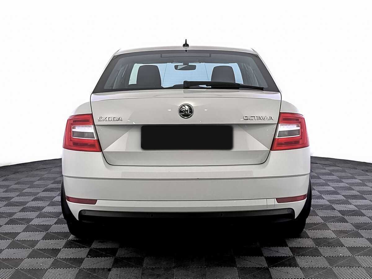 Skoda Octavia 2019 года с пробегом. Фото: #5