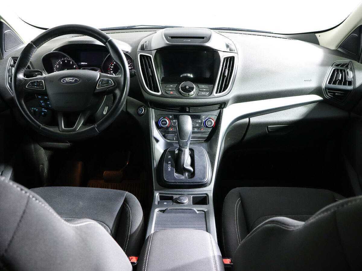 Ford Kuga 2017 года с пробегом. Фото: #9