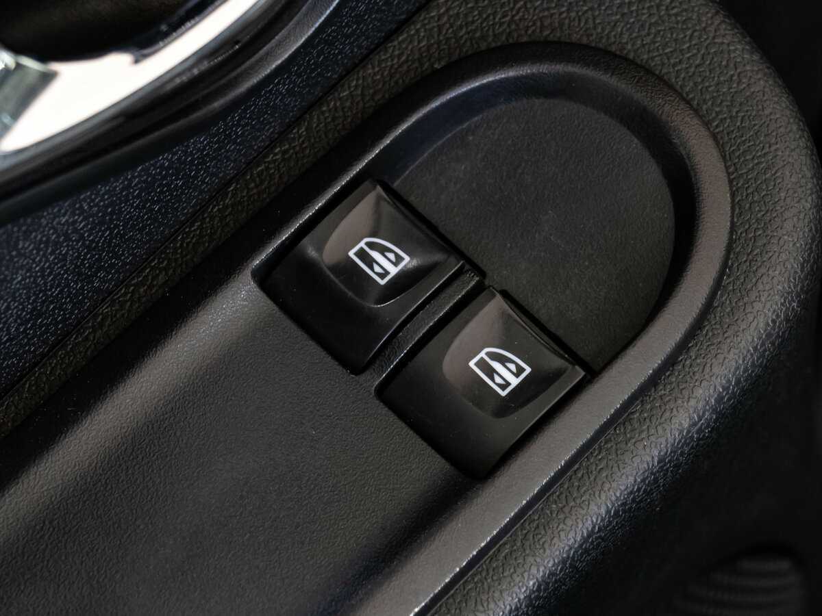 Nissan Terrano 2018 года с пробегом. Фото: #14