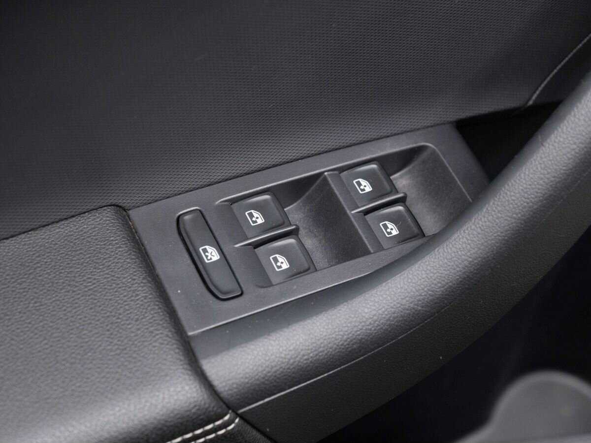 Skoda Rapid 2018 года с пробегом. Фото: #19