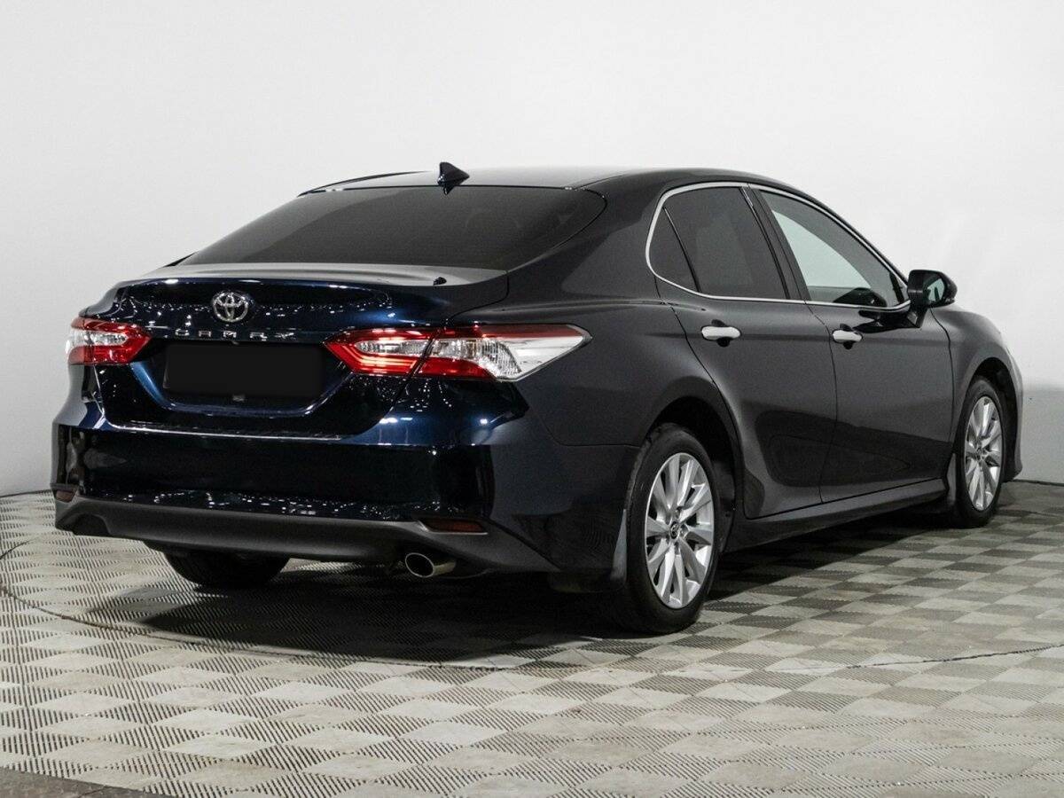Toyota Camry 2019 года с пробегом. Фото: #4