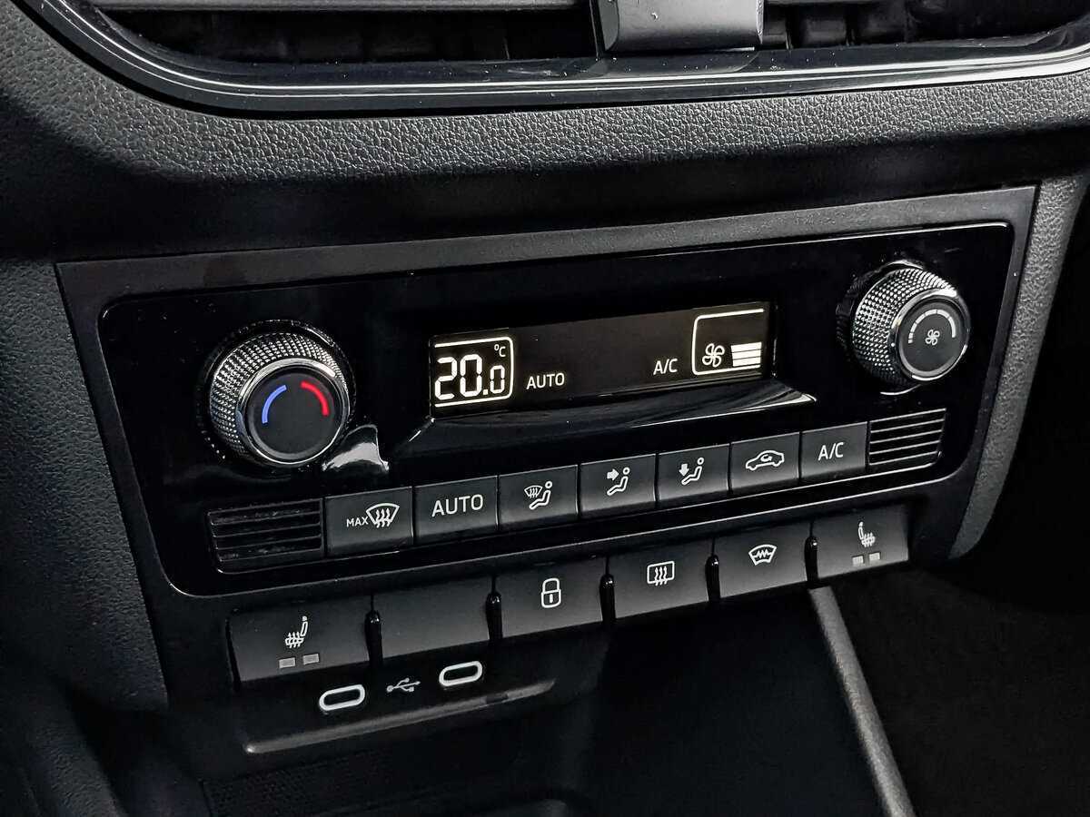 Skoda Rapid 2020 года с пробегом. Фото: #20