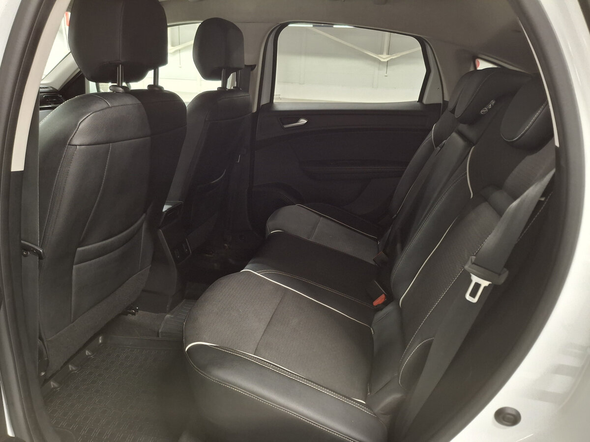 Renault Arkana 2020 года с пробегом. Фото: #11